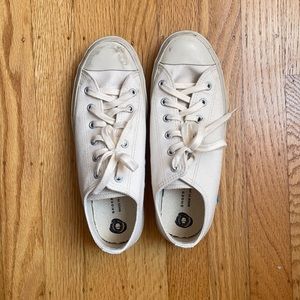 Shoes Like Pottery - canvas low tops
